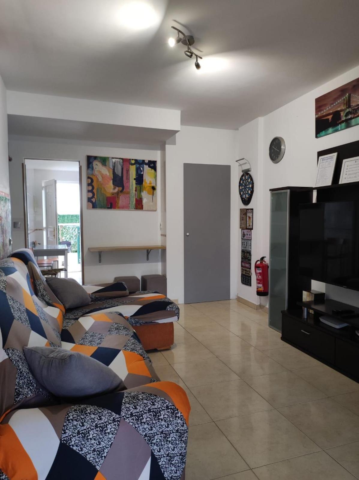 Chalet Bajo Con Jardin, Patio, Cenador Y Barbacoa. Viveda 外观 照片