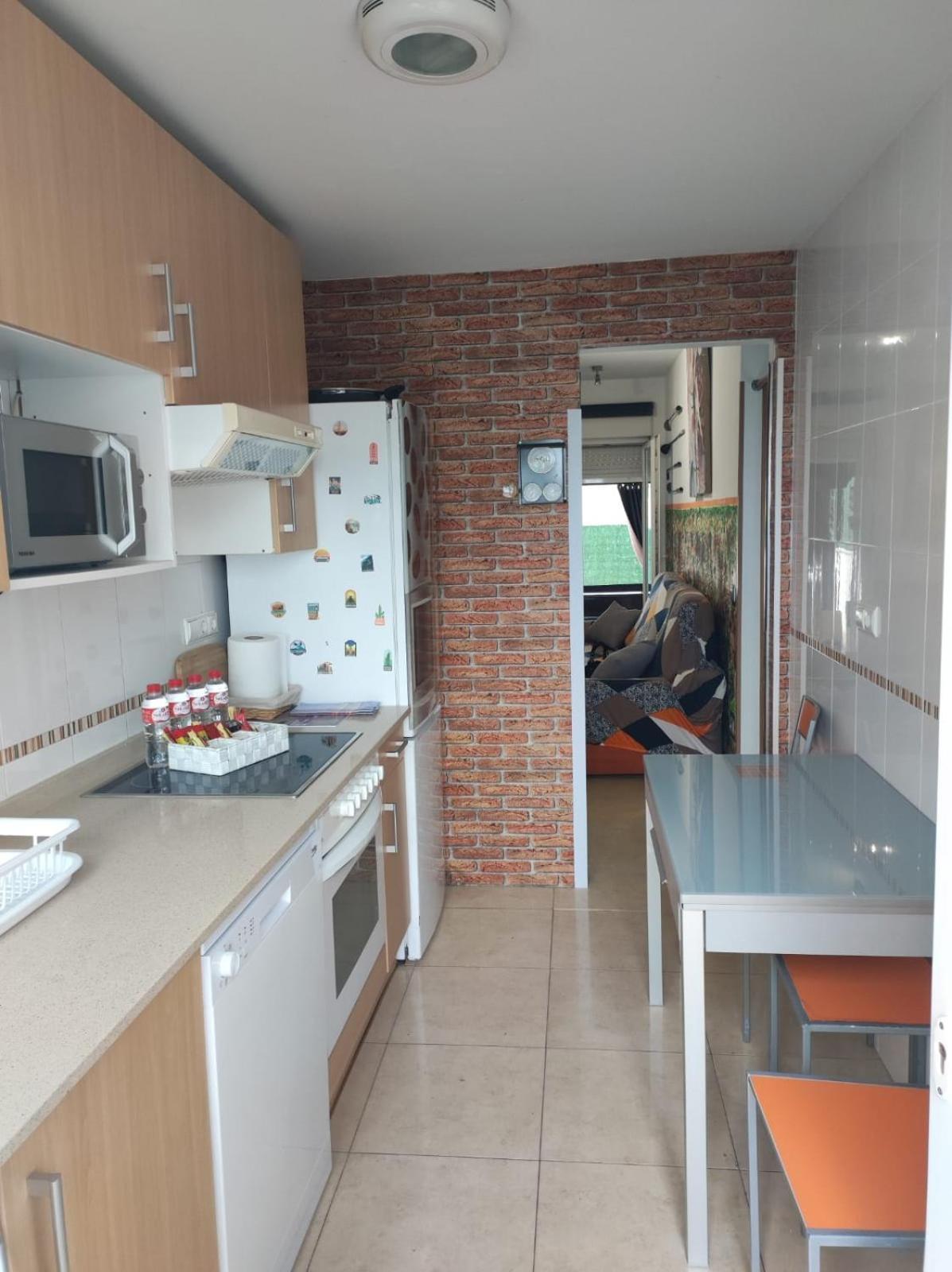 Chalet Bajo Con Jardin, Patio, Cenador Y Barbacoa. Viveda 外观 照片